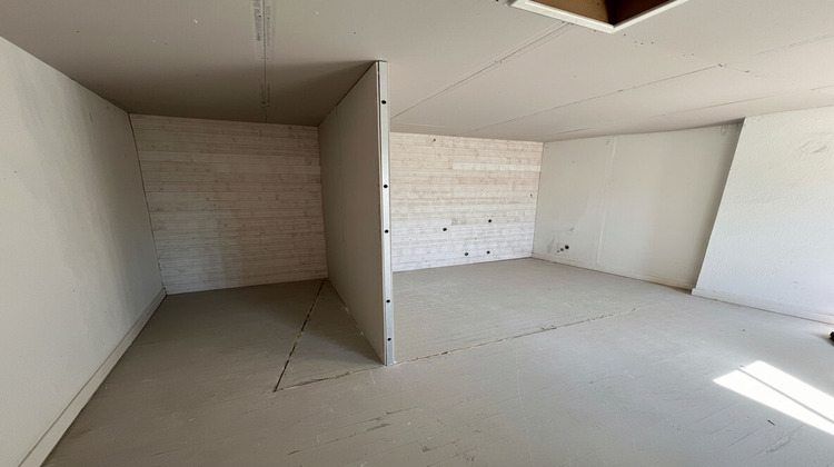 Ma-Cabane - Vente Maison SAINT-HILAIRE-LA-PALUD, 99 m²