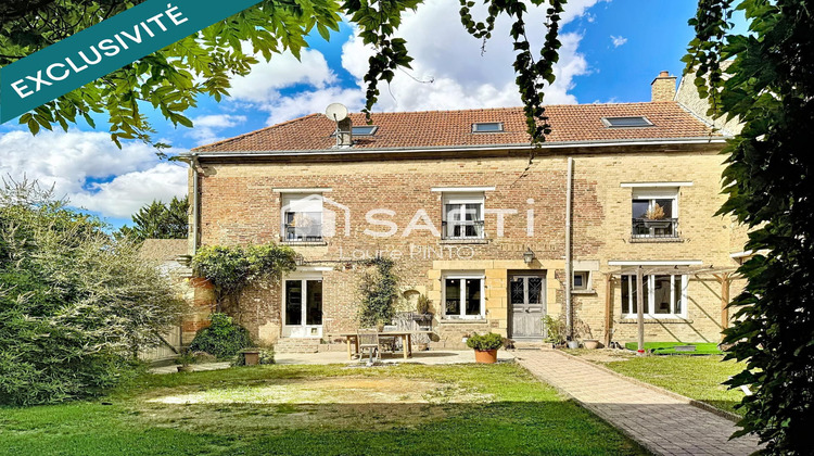 Ma-Cabane - Vente Maison Saint-Hilaire-le-Petit, 204 m²