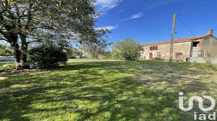 Ma-Cabane - Vente Maison Saint-Hilaire-le-Vouhis, 215 m²