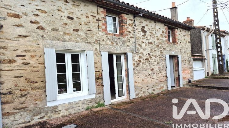 Ma-Cabane - Vente Maison Saint-Hilaire-le-Vouhis, 142 m²
