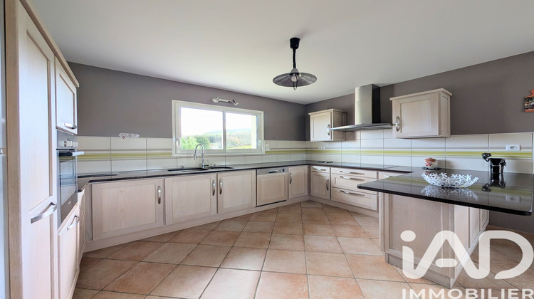 Ma-Cabane - Vente Maison Saint-Hilaire-les-Places, 169 m²