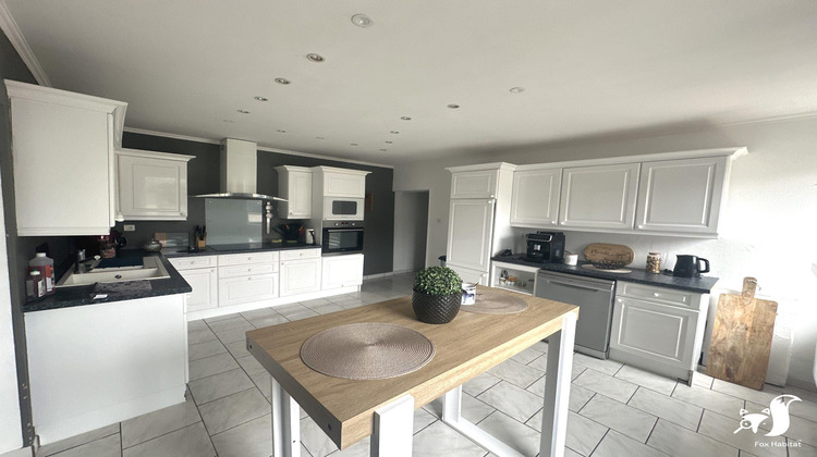 Ma-Cabane - Vente Maison Saint-Hilaire-lez-Cambrai, 245 m²