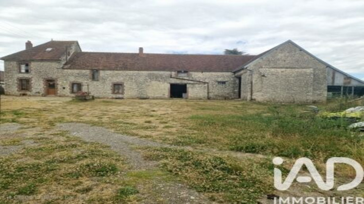 Ma-Cabane - Vente Maison Saint-Hilliers, 111 m²
