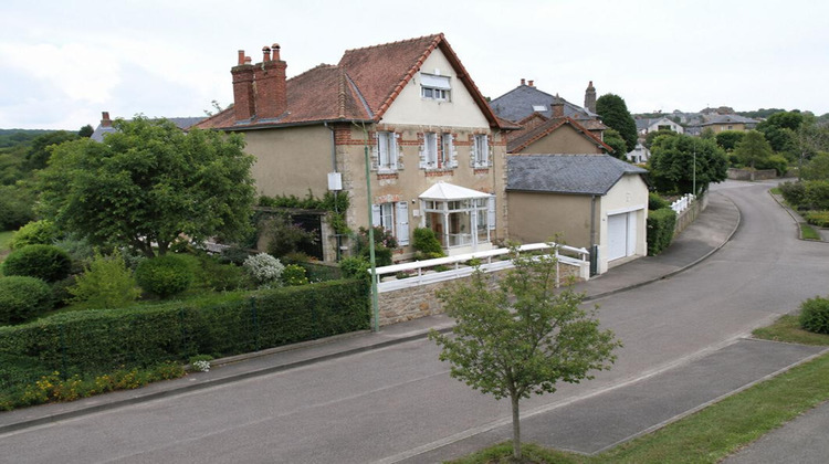 Ma-Cabane - Vente Maison SAINT HONORE LES BAINS, 250 m²