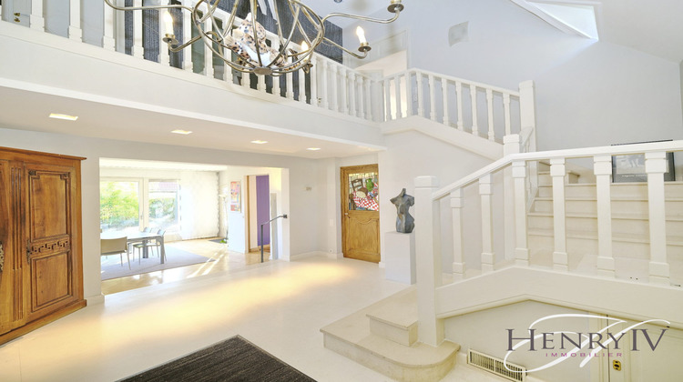 Ma-Cabane - Vente Maison Saint-Ismier, 290 m²