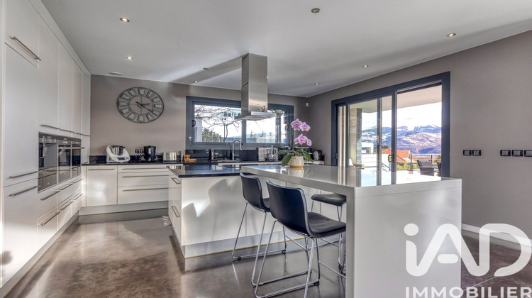 Ma-Cabane - Vente Maison Saint-Ismier, 280 m²