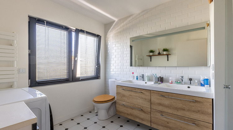 Ma-Cabane - Vente Maison SAINT-JACQUES-DE-LA-LANDE, 87 m²