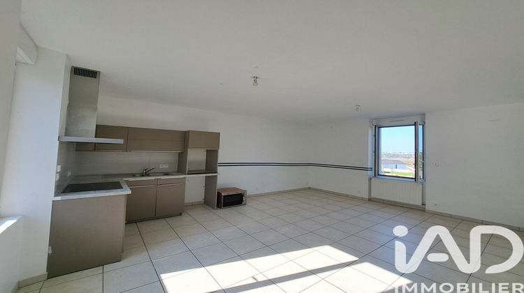 Ma-Cabane - Vente Maison Saint-Jacques-de-Thouars, 96 m²