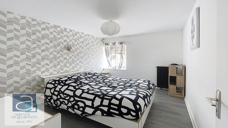 Ma-Cabane - Vente Maison SAINT-JACUT-DU-MENE, 265 m²