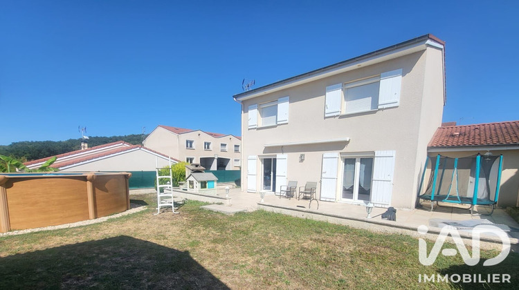 Ma-Cabane - Vente Maison Saint-Jean-Bonnefonds, 94 m²