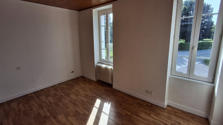 Ma-Cabane - Vente Maison SAINT-JEAN-BREVELAY, 200 m²
