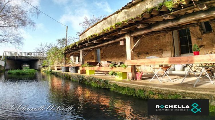 Ma-Cabane - Vente Maison Saint-Jean-d'Angély, 256 m²