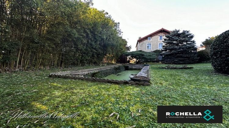 Ma-Cabane - Vente Maison Saint-Jean-d'Angély, 256 m²