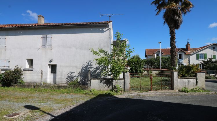 Ma-Cabane - Vente Maison Saint-Jean-d'Angély, 106 m²