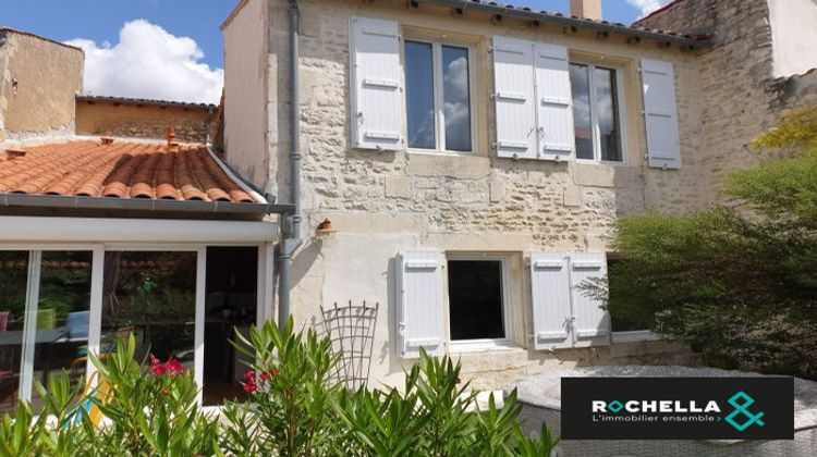 Ma-Cabane - Vente Maison Saint-Jean-d'Angély, 180 m²