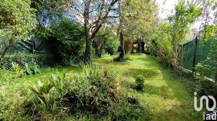 Ma-Cabane - Vente Maison Saint-Jean-d'Angély, 200 m²