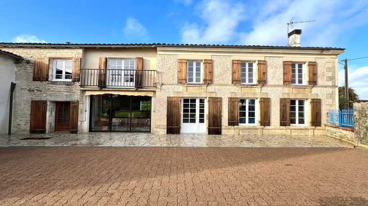 Ma-Cabane - Vente Maison Saint-Jean-d'Angely, 138 m²