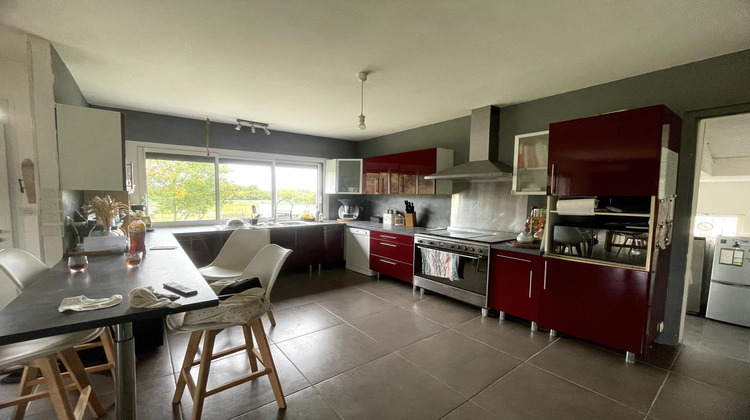 Ma-Cabane - Vente Maison Saint-Jean-d'Angely, 175 m²