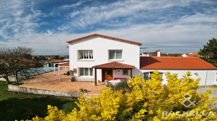 Ma-Cabane - Vente Maison Saint-Jean-d'Angély, 140 m²