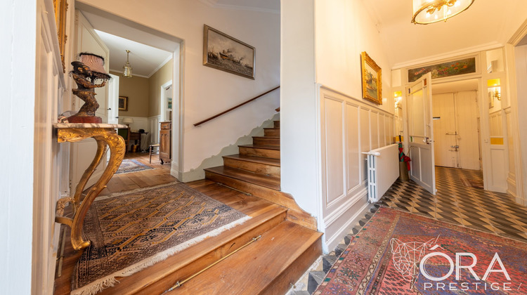 Ma-Cabane - Vente Maison Saint-Jean-d'Angély, 430 m²