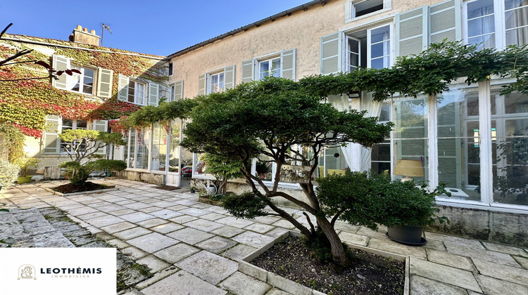 Ma-Cabane - Vente Maison Saint-Jean-d'Angély, 361 m²