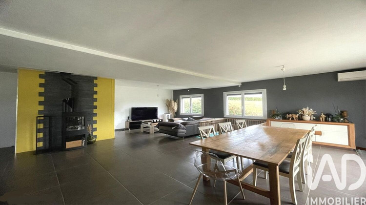 Ma-Cabane - Vente Maison Saint-Jean-d'Angély, 175 m²