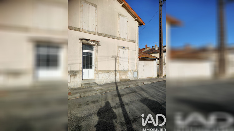 Ma-Cabane - Vente Maison Saint-Jean-d'Angély, 82 m²