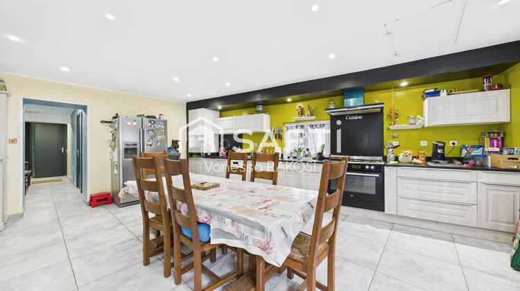 Ma-Cabane - Vente Maison Saint-Jean-d'Angely, 94 m²