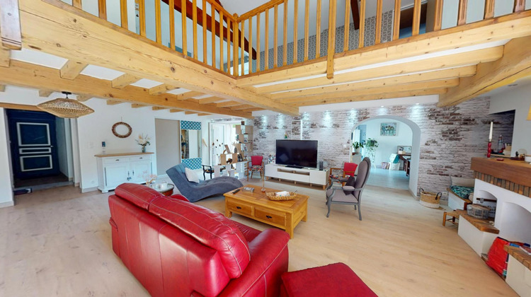 Ma-Cabane - Vente Maison Saint-Jean-d'Angely, 265 m²