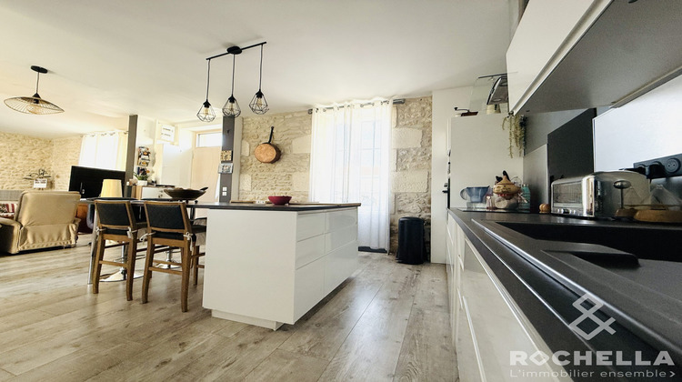 Ma-Cabane - Vente Maison Saint-Jean-d'Angély, 101 m²