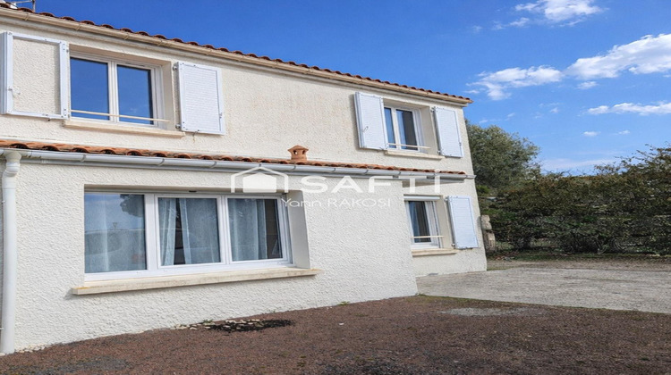 Ma-Cabane - Vente Maison Saint-Jean-d'Angely, 106 m²