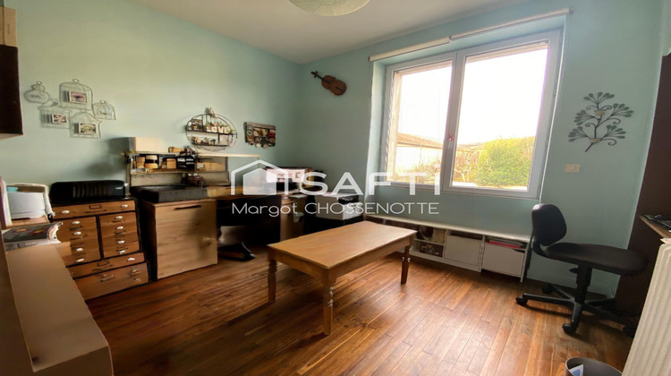 Ma-Cabane - Vente Maison Saint-Jean-d'Angely, 140 m²