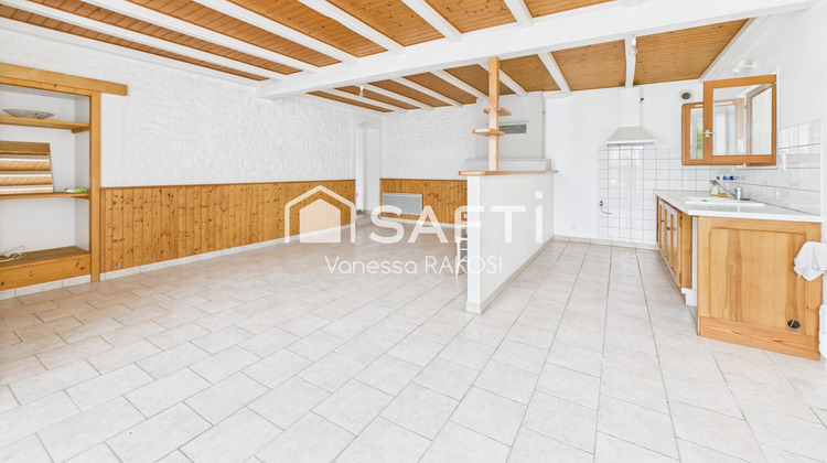 Ma-Cabane - Vente Maison Saint-Jean-d'Angely, 101 m²