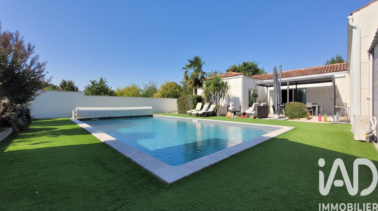 Ma-Cabane - Vente Maison Saint-Jean-d'Angély, 205 m²