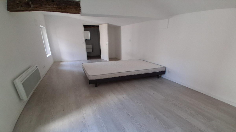 Ma-Cabane - Vente Maison SAINT JEAN D'ANGELY, 53 m²
