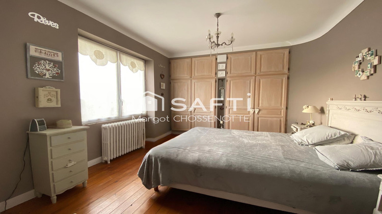Ma-Cabane - Vente Maison Saint-Jean-d'Angely, 139 m²