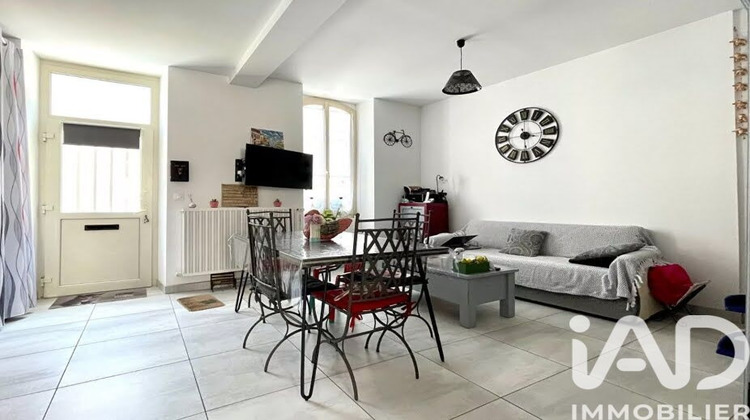Ma-Cabane - Vente Maison Saint-Jean-d'Angély, 1215 m²