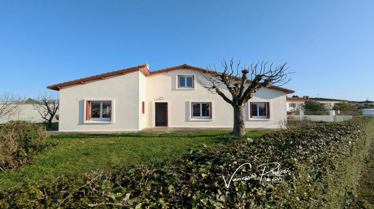 Ma-Cabane - Vente Maison Saint-Jean-d'Angely, 150 m²