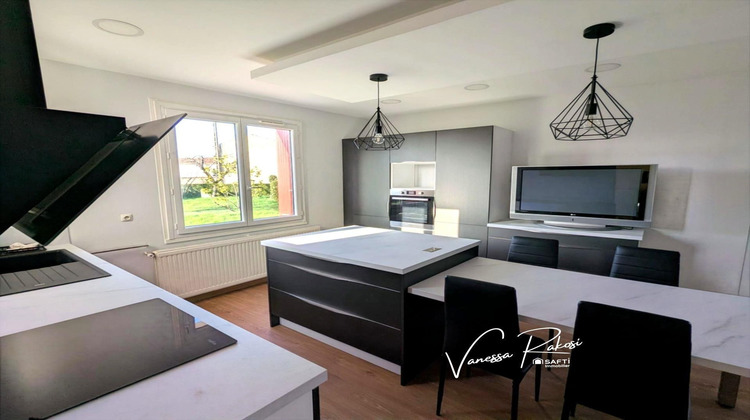 Ma-Cabane - Vente Maison Saint-Jean-d'Angely, 150 m²