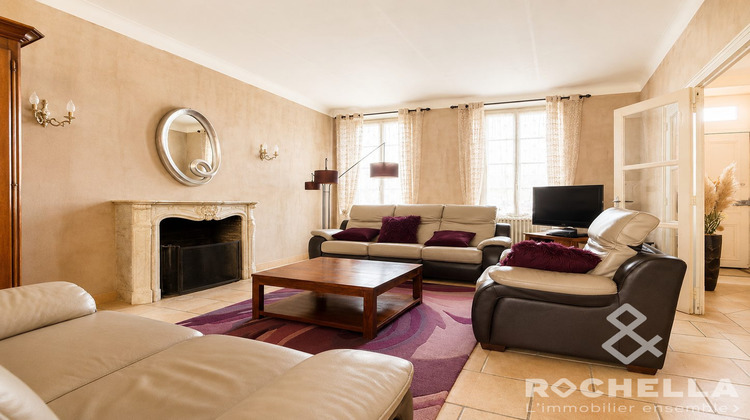 Ma-Cabane - Vente Maison Saint-Jean-d'Angély, 228 m²