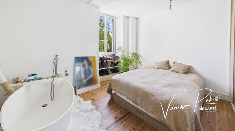 Ma-Cabane - Vente Maison Saint-Jean-d'Angely, 104 m²