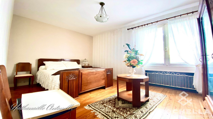 Ma-Cabane - Vente Maison Saint-Jean-d'Angély, 233 m²