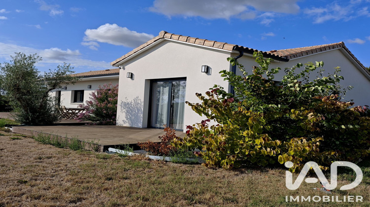 Ma-Cabane - Vente Maison Saint-Jean-d'Angély, 121 m²