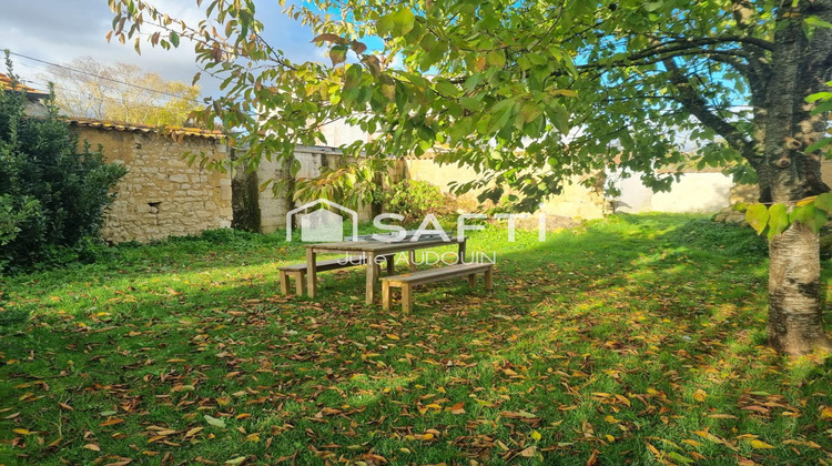 Ma-Cabane - Vente Maison Saint-Jean-d'Angely, 129 m²