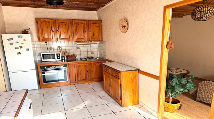 Ma-Cabane - Vente Maison Saint-Jean-d'Angely, 80 m²