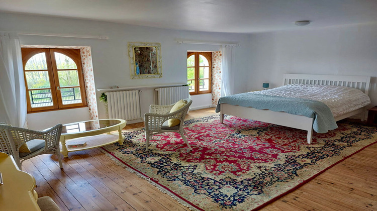 Ma-Cabane - Vente Maison SAINT-JEAN-D'ANGELY, 320 m²