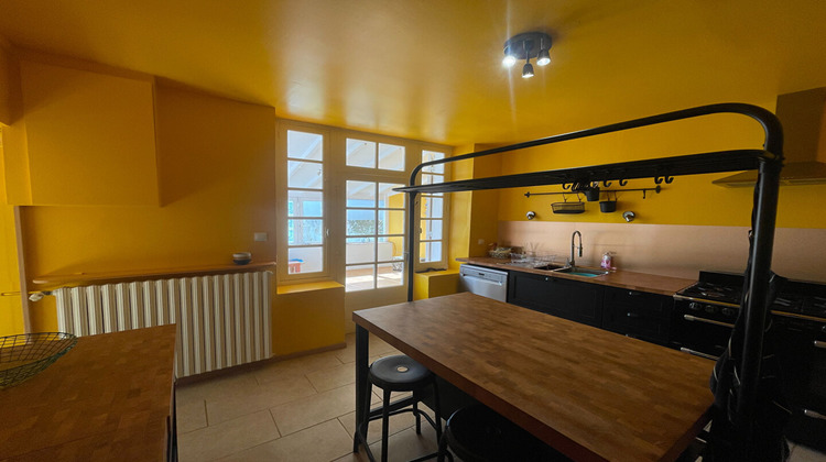 Ma-Cabane - Vente Maison SAINT-JEAN-D'ANGELY, 320 m²