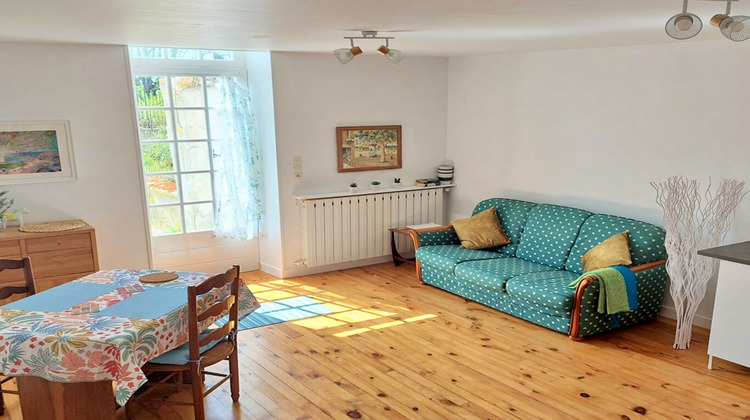 Ma-Cabane - Vente Maison SAINT-JEAN-D'ANGELY, 320 m²