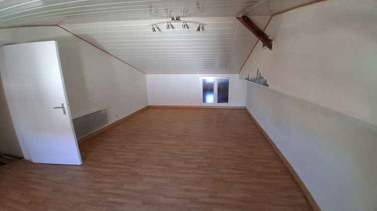 Ma-Cabane - Vente Maison SAINT-JEAN-D'ANGLE, 238 m²