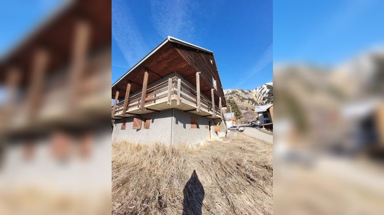 Ma-Cabane - Vente Maison Saint-Jean-d'Arves, 300 m²